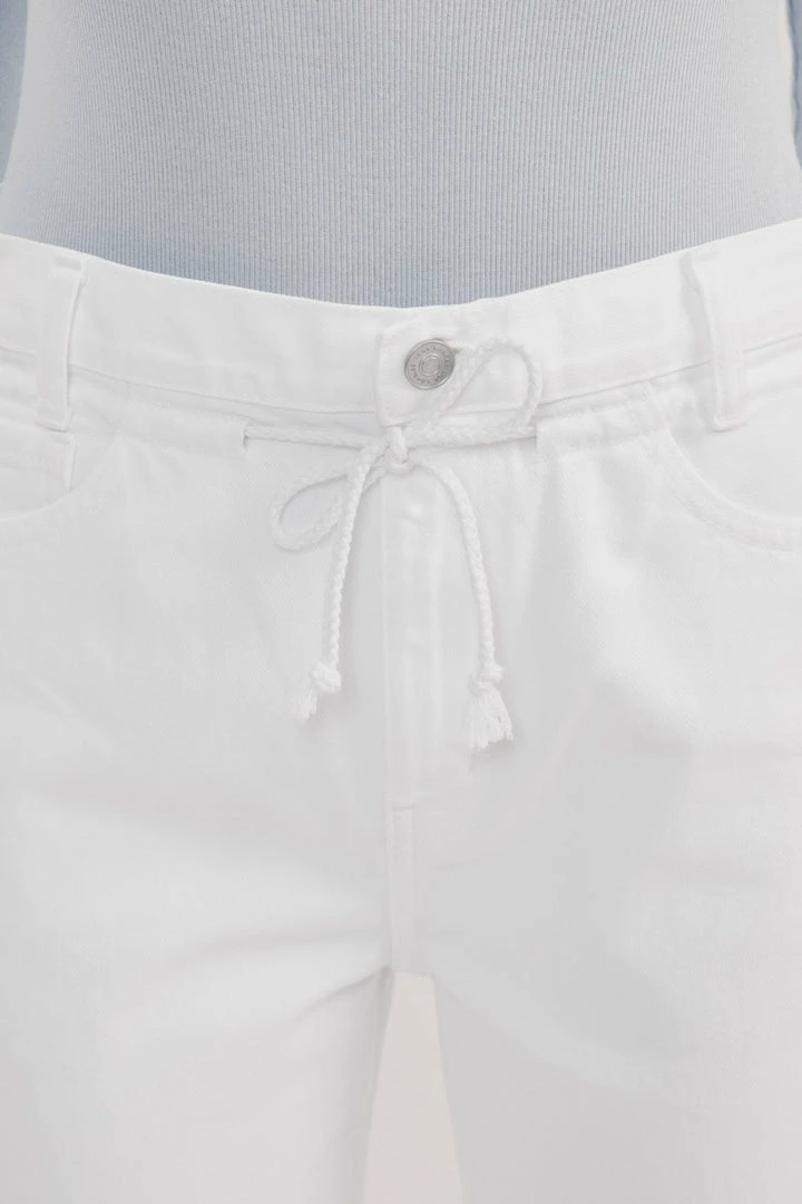 KANCAN Dahlia Ultra High Rise Slouch Fit Jeans 24 KANCAN Dahlia Ultra High Rise Slouch Fit Jeans