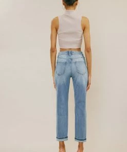 KANCAN Stormi High Rise Mom Jeans