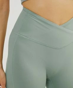 KANCAN Pandora Mid Rise Active Shorts 46 KANCAN Pandora Mid Rise Active Shorts