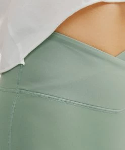 KANCAN Ari Mid Rise Leggings