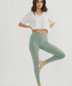 KANCAN Ari Mid Rise Leggings