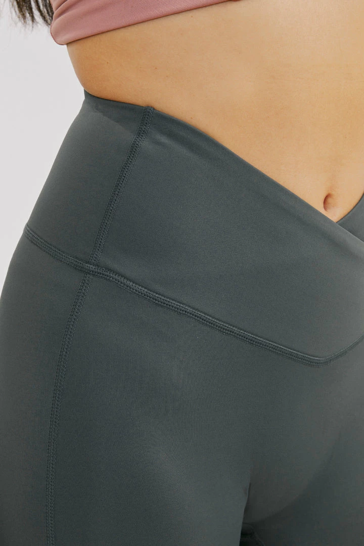 KANCAN Pandora Mid Rise Active Shorts 32 KANCAN Pandora Mid Rise Active Shorts