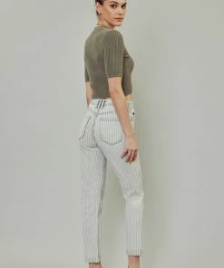 KANCAN Addison Ultra High Rise Mom Jeans