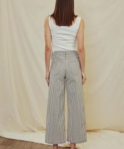 KANCAN Austyn Ultra High Rise Wide Leg Jeans 13 KANCAN Austyn Ultra High Rise Wide Leg Jeans