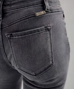 KANCAN Cora Mid Rise Super Skinny Jeans 43 KANCAN Cora Mid Rise Super Skinny Jeans