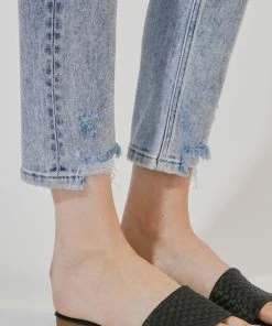 KANCAN Straight Leg Cadence Ultra High Rise Slim Straight Jeans 56 KANCAN Straight Leg Cadence Ultra High Rise Slim Straight Jeans