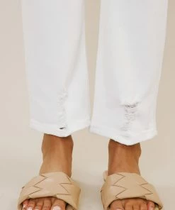 KANCAN Straight Leg Cadence Ultra High Rise Slim Straight Jeans 47 KANCAN Straight Leg Cadence Ultra High Rise Slim Straight Jeans