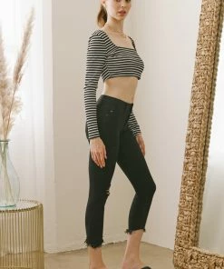 KANCAN Brianna Mid Rise Cropped Skinny Jeans