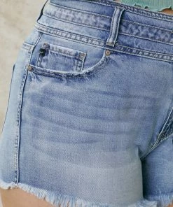 KANCAN Judie Ultra High Rise Shorts - Plus 16 KANCAN Judie Ultra High Rise Shorts - Plus