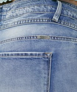 KANCAN Judie Ultra High Rise Shorts - Plus 17 KANCAN Judie Ultra High Rise Shorts - Plus