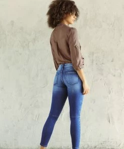 KANCAN Peyton Mid Rise Moto Super Skinny Jeans