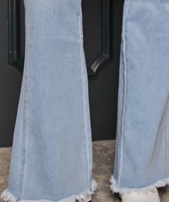 KANCAN Annika High Rise Flare Jeans - Curvy 39 KANCAN Annika High Rise Flare Jeans - Curvy