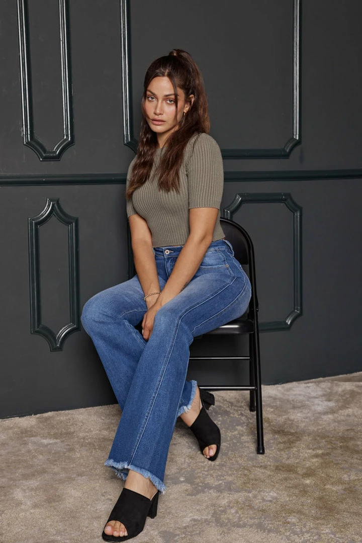 KANCAN Annika High Rise Flare Jeans - Curvy 4 KANCAN Annika High Rise Flare Jeans - Curvy