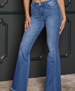 KANCAN Annika High Rise Flare Jeans - Curvy 29 KANCAN Annika High Rise Flare Jeans - Curvy