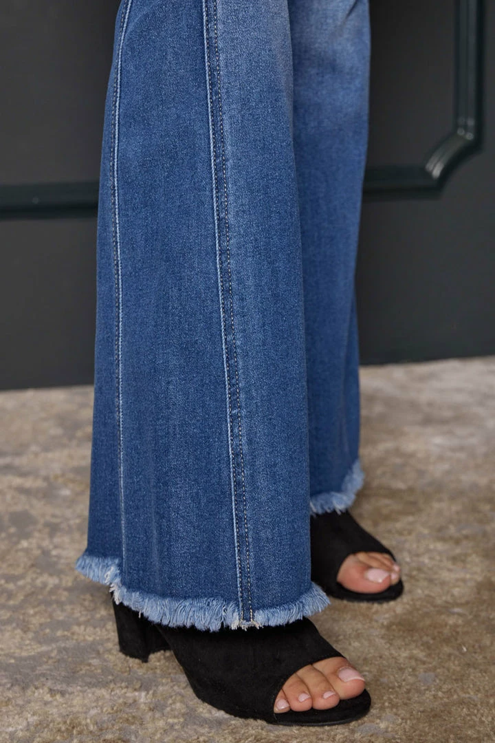 KANCAN Annika High Rise Flare Jeans - Curvy 8 KANCAN Annika High Rise Flare Jeans - Curvy