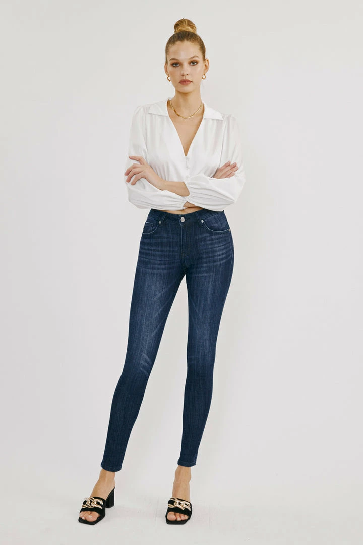 KANCAN Ashlyn Mid Rise Super Skinny Jeans 12 KANCAN Ashlyn Mid Rise Super Skinny Jeans