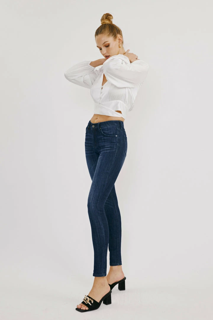 KANCAN Ashlyn Mid Rise Super Skinny Jeans 15 KANCAN Ashlyn Mid Rise Super Skinny Jeans