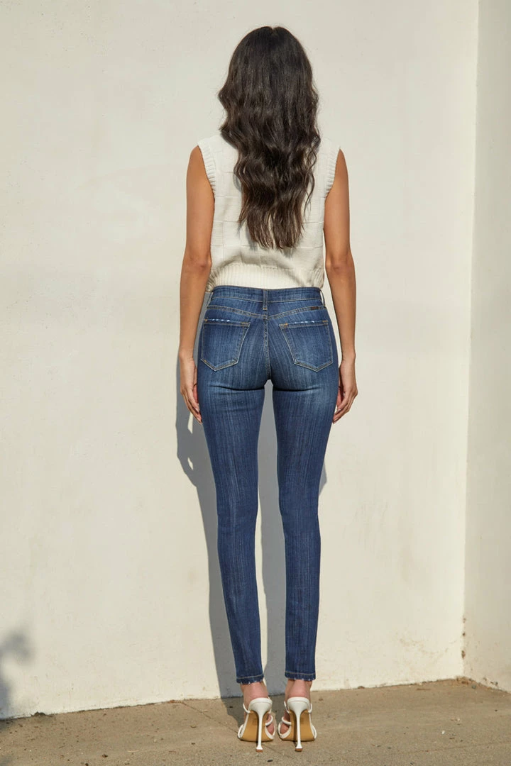 KANCAN Ashlyn Mid Rise Super Skinny Jeans 24 KANCAN Ashlyn Mid Rise Super Skinny Jeans