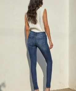 KANCAN Ashlyn Mid Rise Super Skinny Jeans 55 KANCAN Ashlyn Mid Rise Super Skinny Jeans