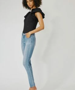 KANCAN Ashlyn Mid Rise Super Skinny Jeans 37 KANCAN Ashlyn Mid Rise Super Skinny Jeans