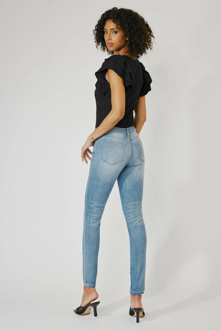 KANCAN Ashlyn Mid Rise Super Skinny Jeans 8 KANCAN Ashlyn Mid Rise Super Skinny Jeans