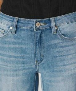 KANCAN Ashlyn Mid Rise Super Skinny Jeans 39 KANCAN Ashlyn Mid Rise Super Skinny Jeans