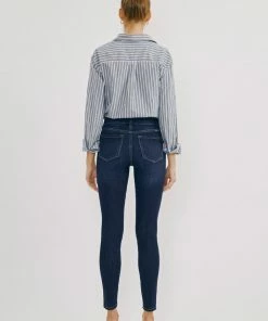 KANCAN Alani Mid Rise Super Skinny Jeans 53 KANCAN Alani Mid Rise Super Skinny Jeans