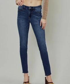 KANCAN Alani Mid Rise Super Skinny Jeans 62 KANCAN Alani Mid Rise Super Skinny Jeans