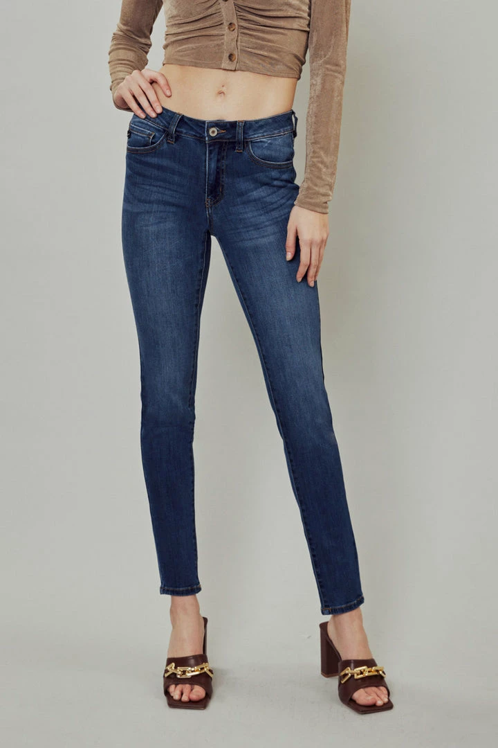 KANCAN Alani Mid Rise Super Skinny Jeans 30 KANCAN Alani Mid Rise Super Skinny Jeans