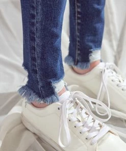 KANCAN Sienna Mid Rise Super Skinny Jeans 25 KANCAN Sienna Mid Rise Super Skinny Jeans