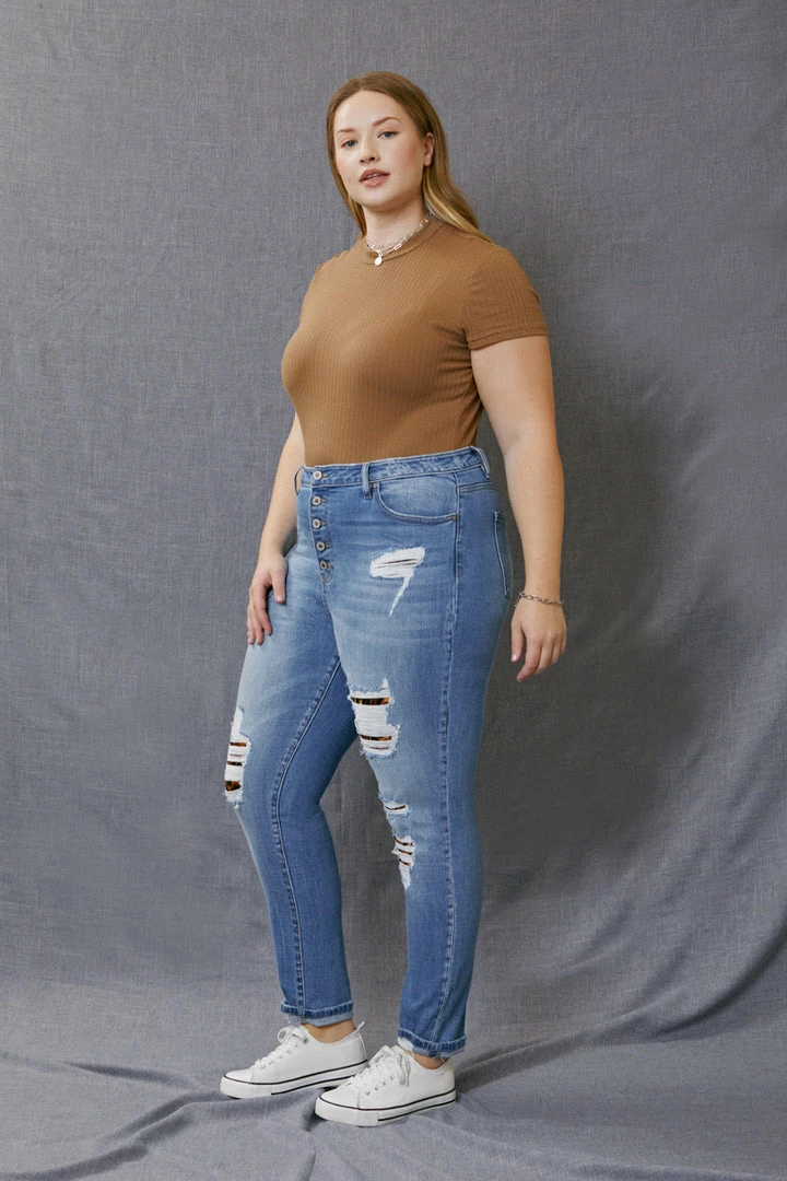 KANCAN Beatrice High Rise Button Down Ankle Skinny - Plus 5 KANCAN Beatrice High Rise Button Down Ankle Skinny - Plus