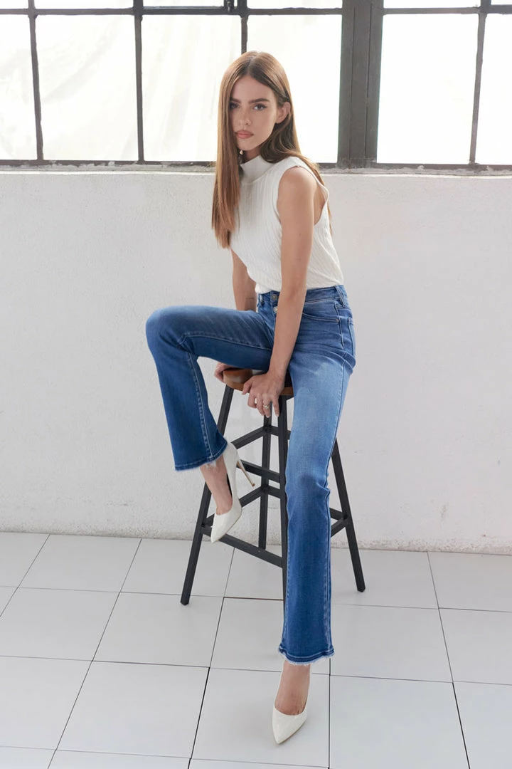 KANCAN Flare & Bootcut Rainn Ultra High Rise Flare Jeans 27 KANCAN Flare & Bootcut Rainn Ultra High Rise Flare Jeans
