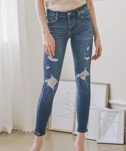 KANCAN Twyla Mid Rise Super Skinny Jeans