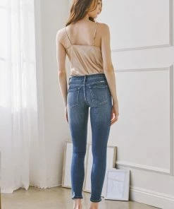 KANCAN Twyla Mid Rise Super Skinny Jeans 15 KANCAN Twyla Mid Rise Super Skinny Jeans