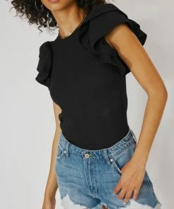 KANCAN Shana High Rise Shorts Shorts & Skirts 33 KANCAN Shana High Rise Shorts Shorts & Skirts