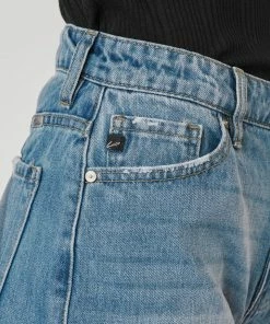 KANCAN Shana High Rise Shorts Shorts & Skirts 38 KANCAN Shana High Rise Shorts Shorts & Skirts