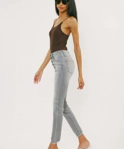 KANCAN New Arrivals Greyson Ultra High Rise Super Skinny Jeans 75 KANCAN New Arrivals Greyson Ultra High Rise Super Skinny Jeans