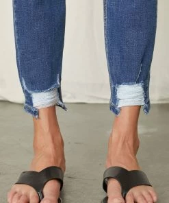 KANCAN Cane Mid Rise Slim Straight Leg Jeans