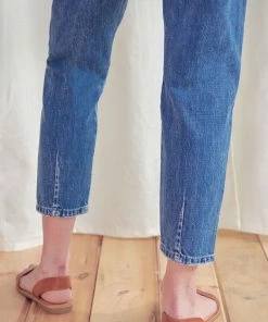 KANCAN Lorelei Ultra High Rise Mom Jeans