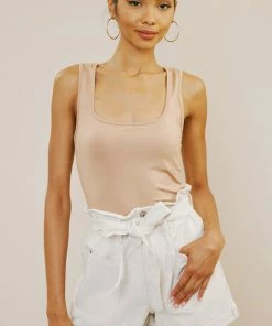 KANCAN Laquell Ultra High Rise Belted Paperbag Shorts