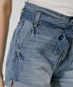 KANCAN Lancing High Rise Belted Shorts Shorts & Skirts 17 KANCAN Lancing High Rise Belted Shorts Shorts & Skirts