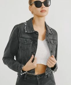 KANCAN Erika Cropped Jacket