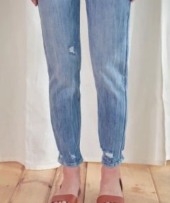 KANCAN Terrance Ultra High Rise Mom Jeans