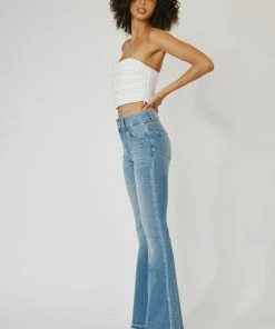 KANCAN Cinthia Ultra High Rise Super Flare Jeans Flare & Bootcut 33 KANCAN Cinthia Ultra High Rise Super Flare Jeans Flare & Bootcut