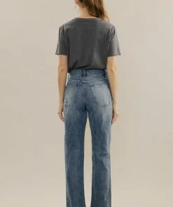 KANCAN Laila High Rise 90's Straight Leg Jeans