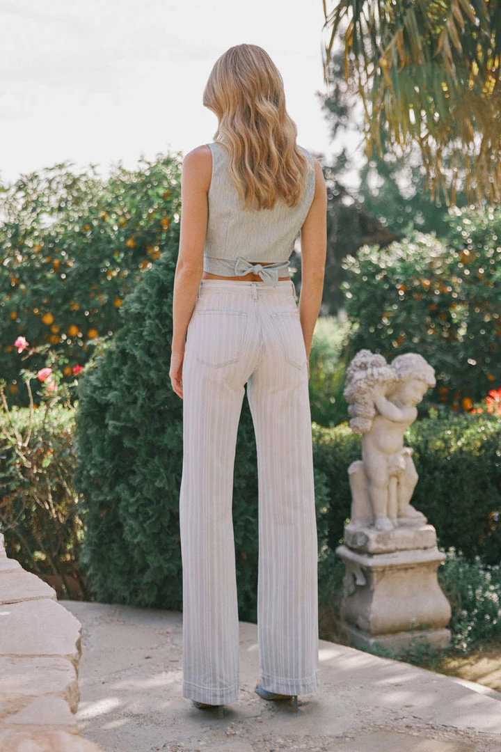 KANCAN Natalia Ultra High Rise 90's Flare Jeans 7 KANCAN Natalia Ultra High Rise 90's Flare Jeans