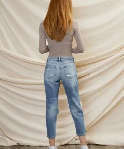 KANCAN Bonnie High Rise Boyfriend Jeans