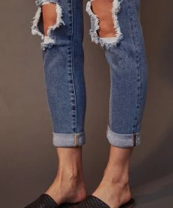 KANCAN Tove Ultra High Rise Mom Jeans