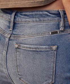 KANCAN Tove Ultra High Rise Mom Jeans