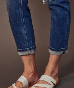 KANCAN Lexington Mid Rise Boyfriend Jeans